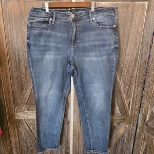 Silver Jeans Co Jeans Womens Size 20 Length 29 Medium Wash Suki Skinny High Rise